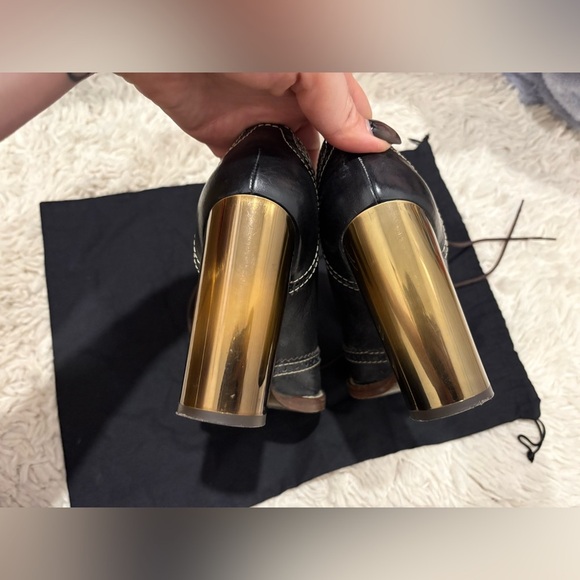 Dolce&Gabbana Brown Patent Leather Lace Up Loafer
Pumps chunky heels retro - Picture 10 of 16